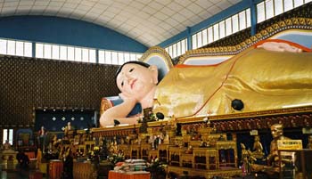 013 Wat Chayamangkalarum The Reclining Buddha
