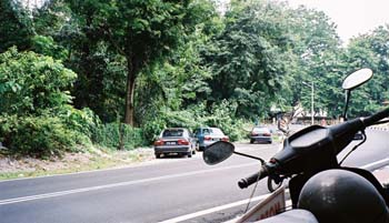 056 Street scene Batu Ferringi