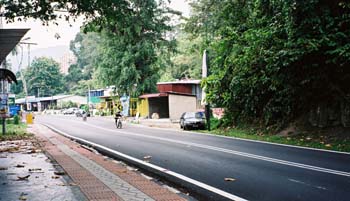 057 Street scene Batu Ferringi